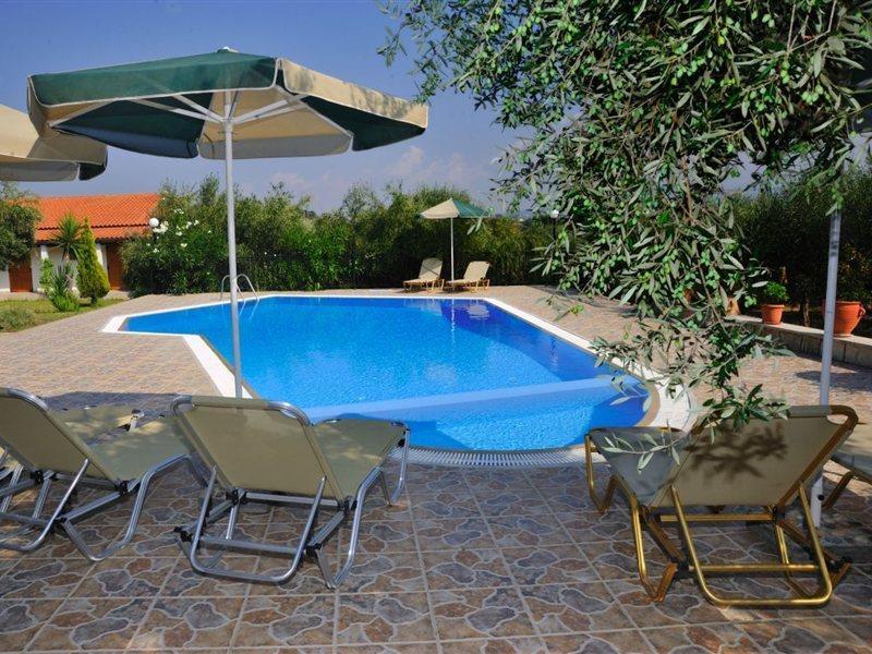 Lefkothea Villas With Large Pool, Bbq & Playground アデリアノス・カンポス エクステリア 写真